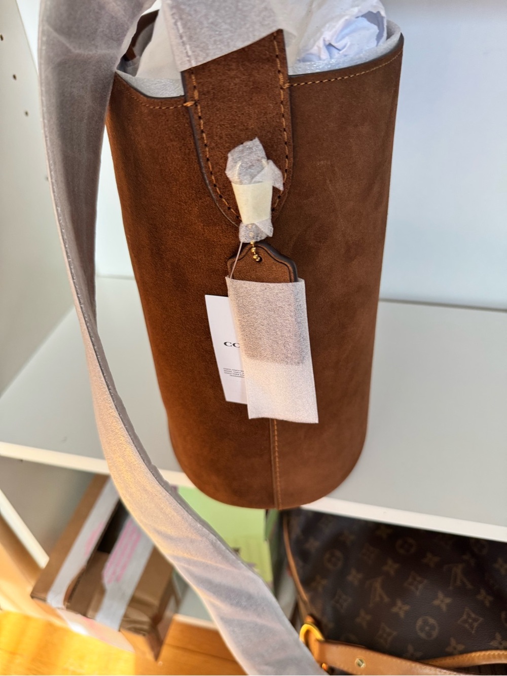 Coach Bleecker Suede Shoulder bucket bag brass warm brown - Picture 9 of 11